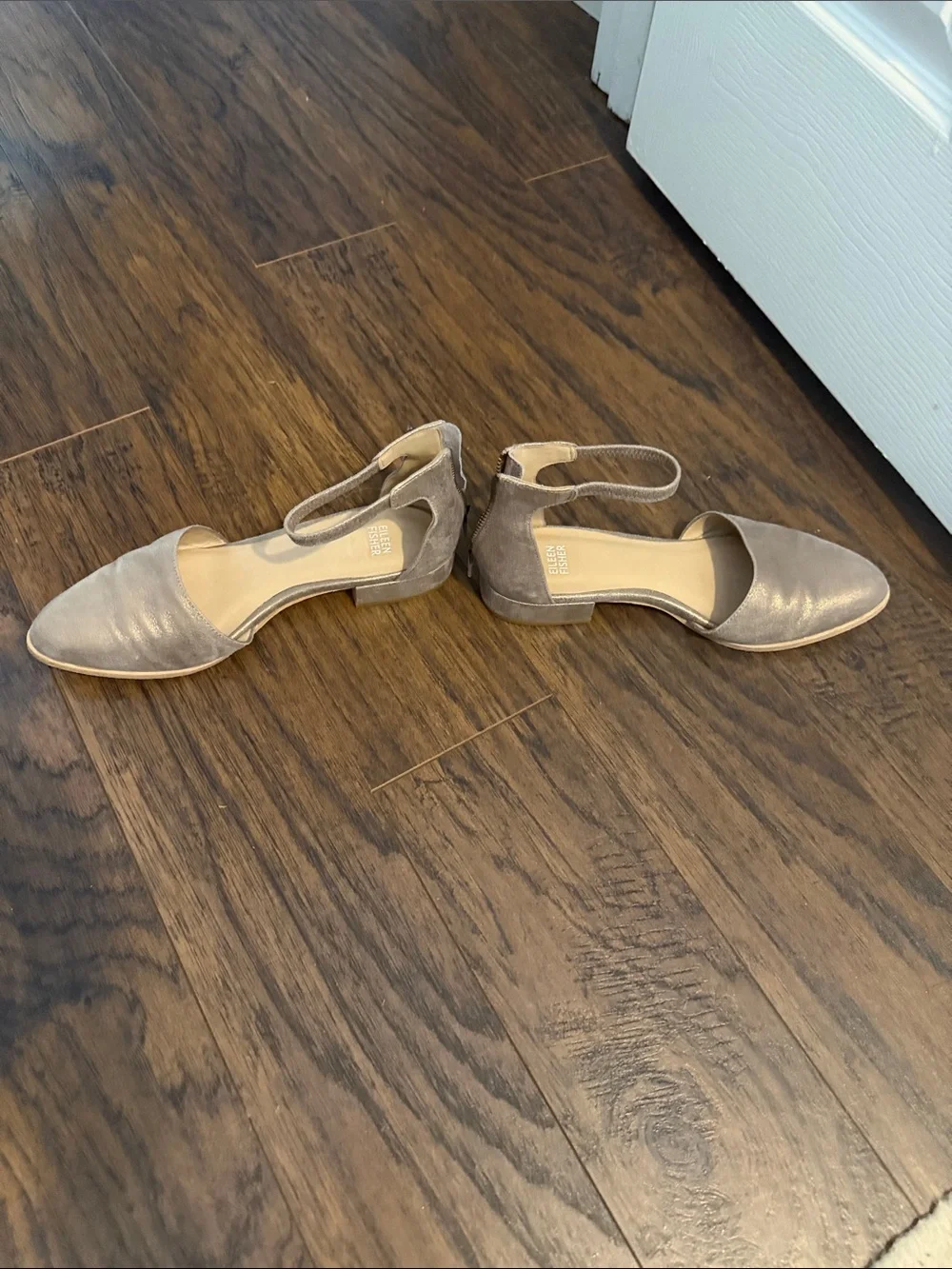 Eileen Fisher Metallic Silver Pointed-Toe Ankle-Strap Flats